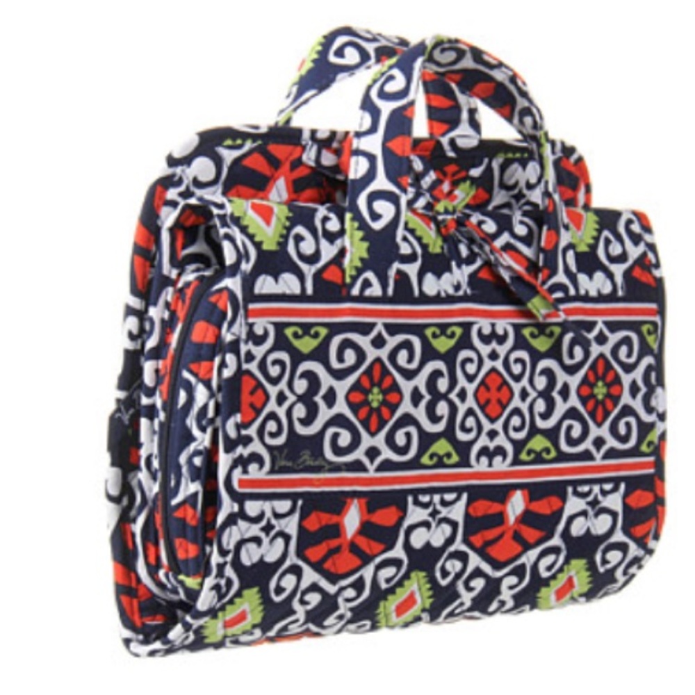 Vera Bradley sun valley hanging travel organizer.